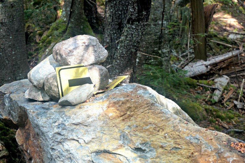 9-broken sign