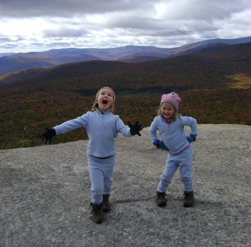 Alex (6) and Sage (4) atop NH's Mt Pemigewasset