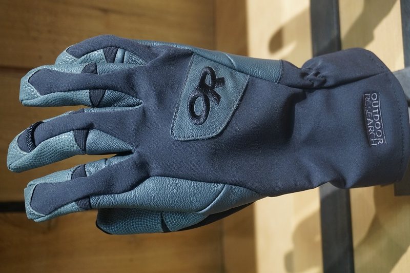 outdoor research gloves